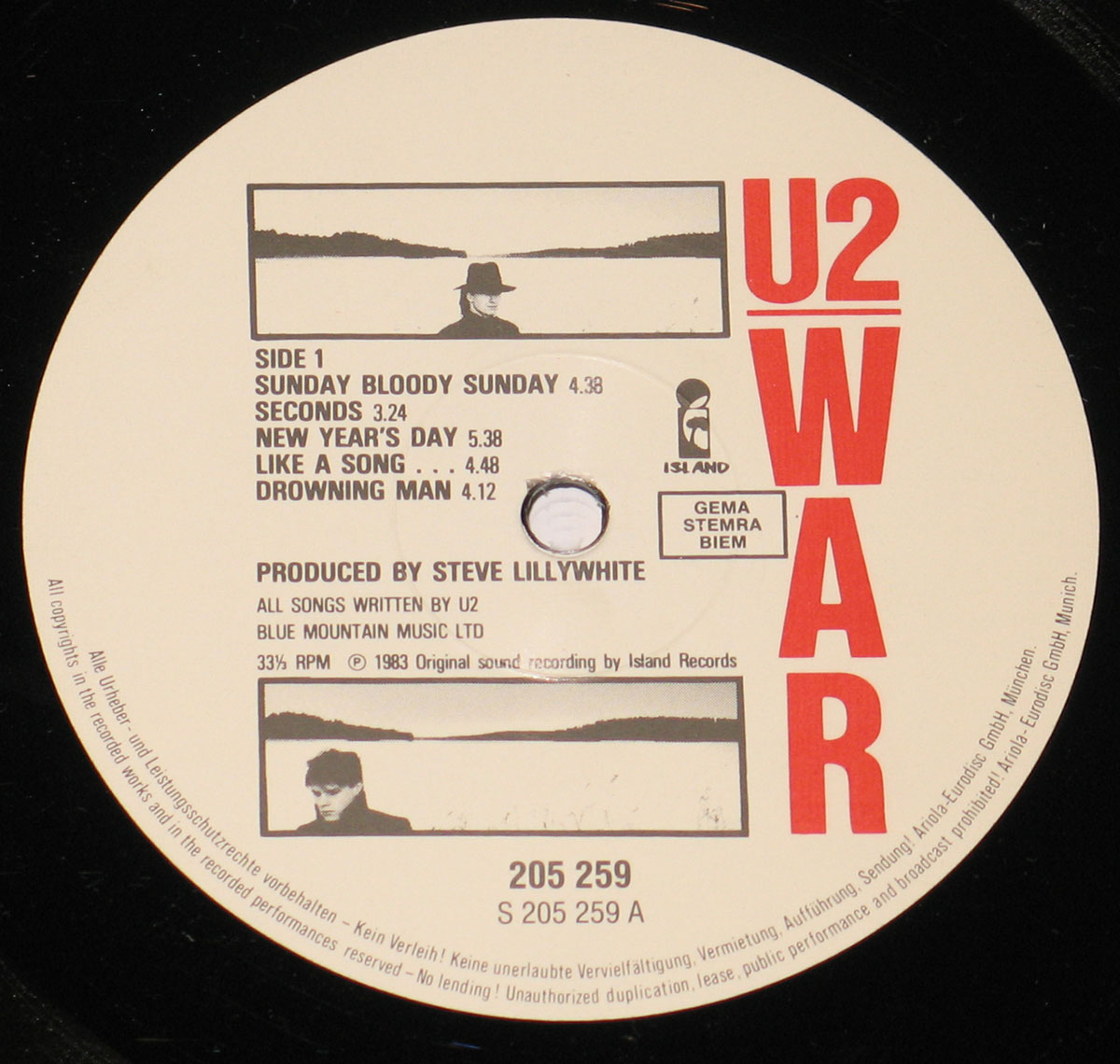 High Resolution Photo #11 U2 War